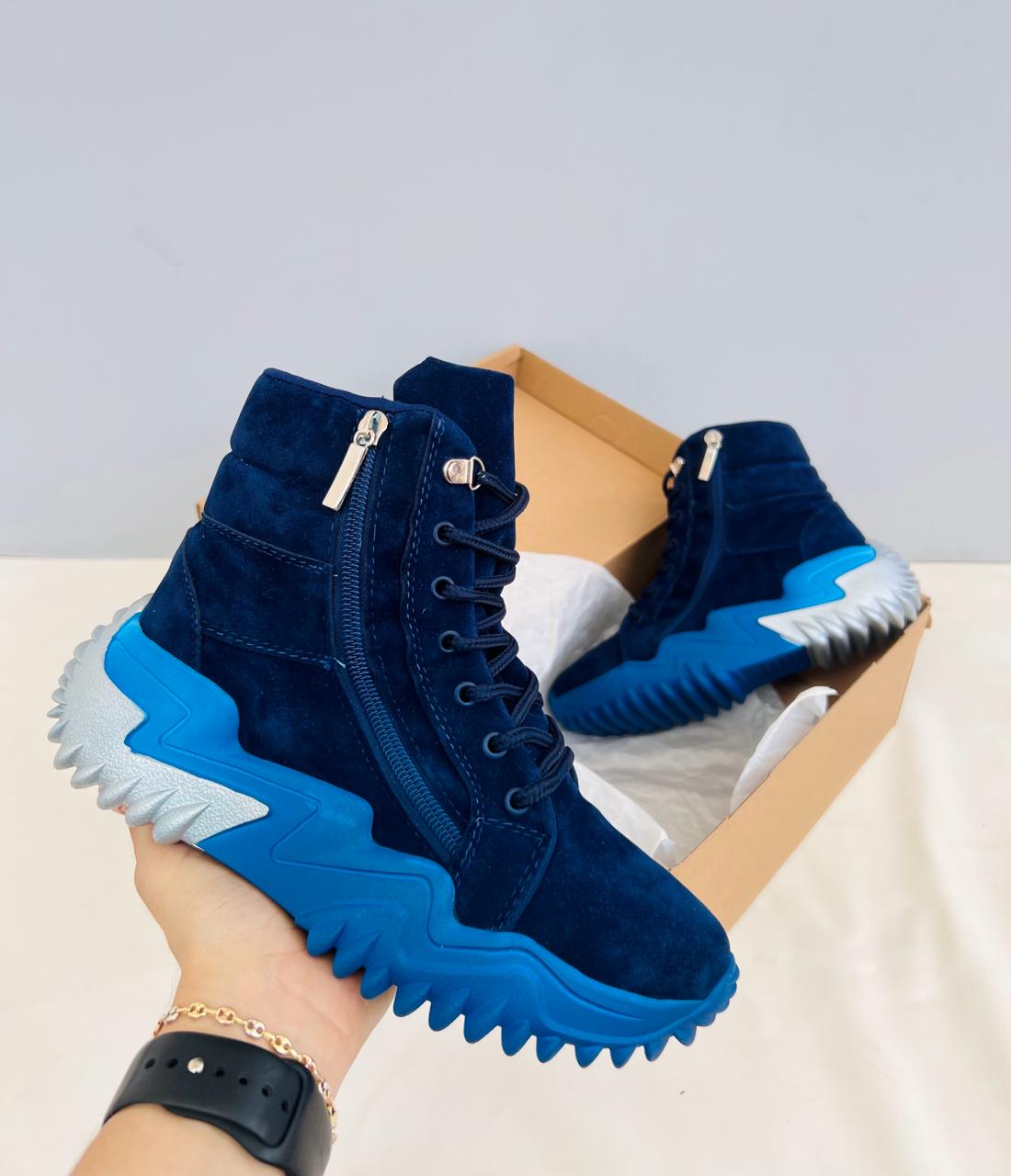 BOTA CONVERSE GAMUZA