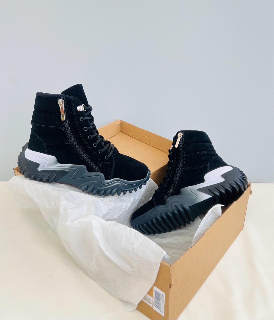 BOTA CONVERSE GAMUZA